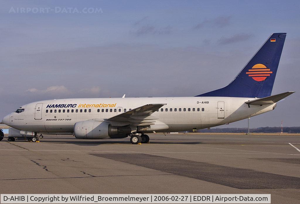 D-AHIB, 1999 Boeing 737-73S C/N 29083, Waiting for next flight.