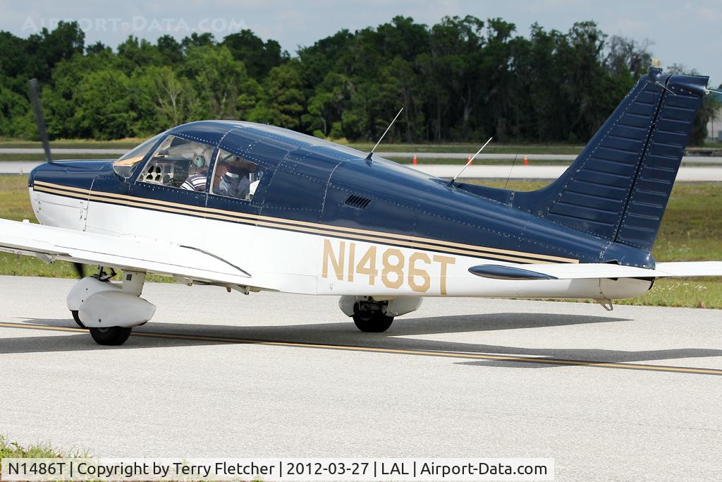 N1486T, 1972 Piper PA-28-140 C/N 28-7225533, 1972 Piper PA-28-140, c/n: 28-7225533 at 2012 Sun N Fun