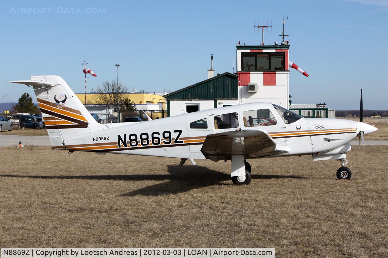 N8869Z, 1981 Piper PA-28RT-201T Arrow IV C/N 28R-8131117, Piper, visitor at LOAN