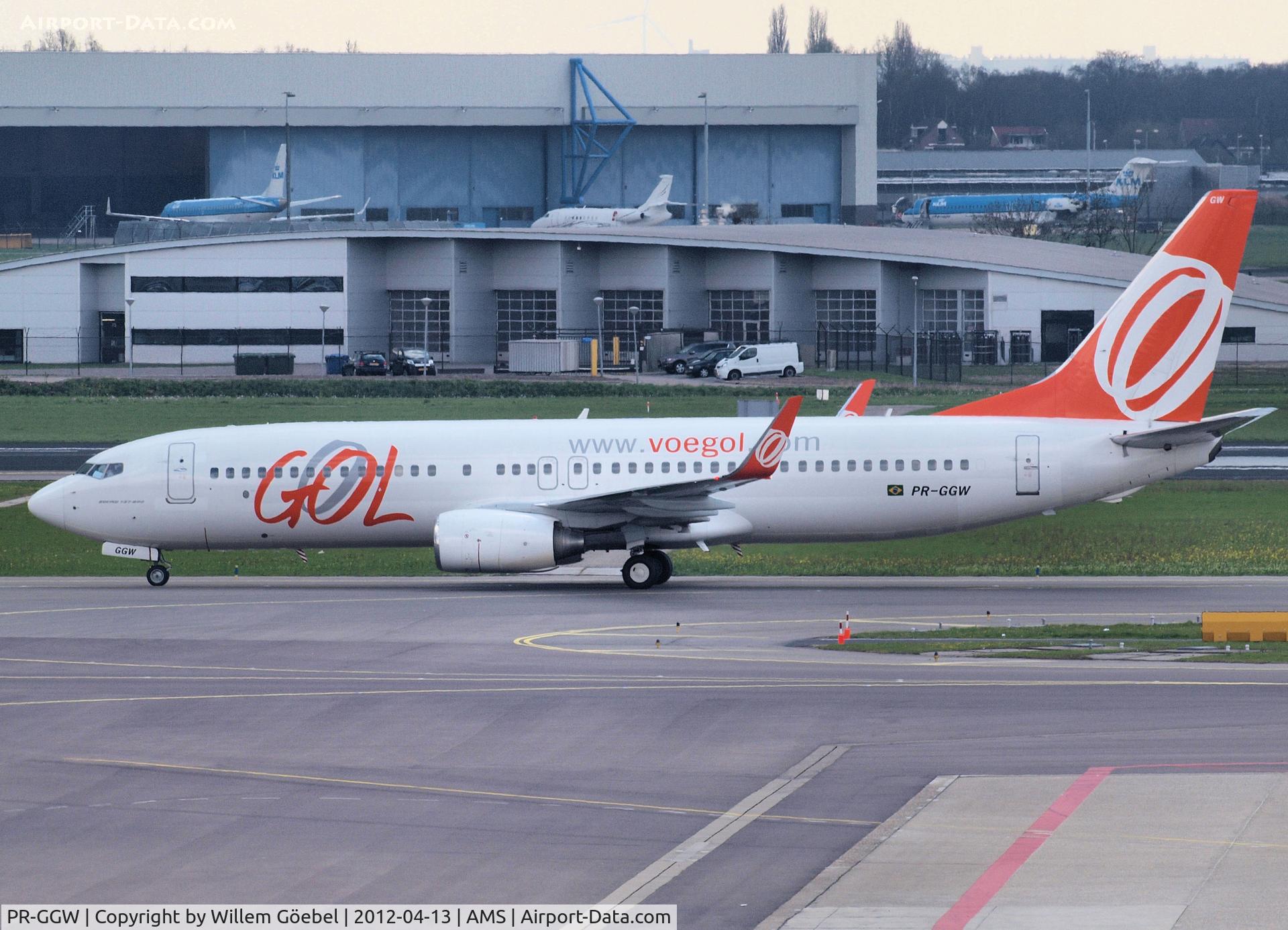 PR-GGW, 2010 Boeing 737-8EH C/N 35831, Again on Schiphol Airport was last year the PH GGW .