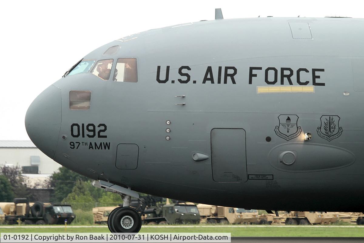 01-0192, 2001 Boeing C-17A Globemaster III C/N P-92, EAA Airventure 2010.