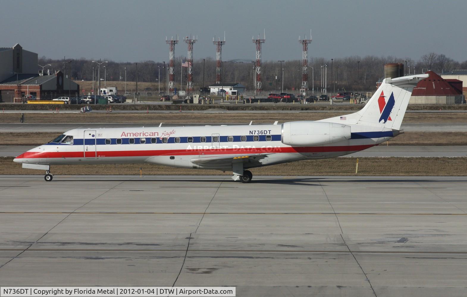 N736DT, 2001 Embraer ERJ-135LR (EMB-135LR) C/N 145388, Eagle E135