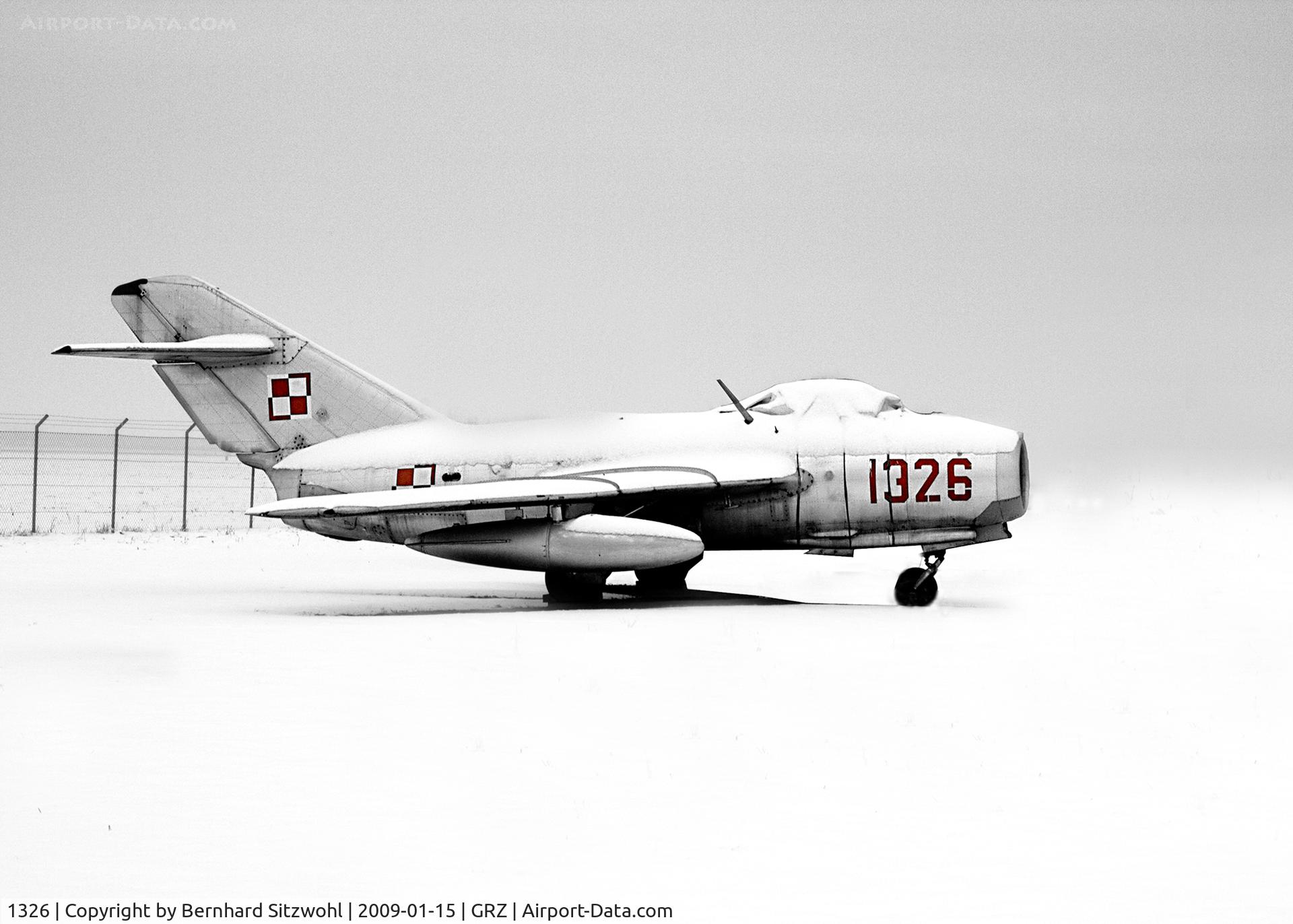 1326, PZL-Mielec Lim-2 (MiG-15bis) C/N 1B13-026, Mikoyan Gurevich MiG-15/Lim-2  
