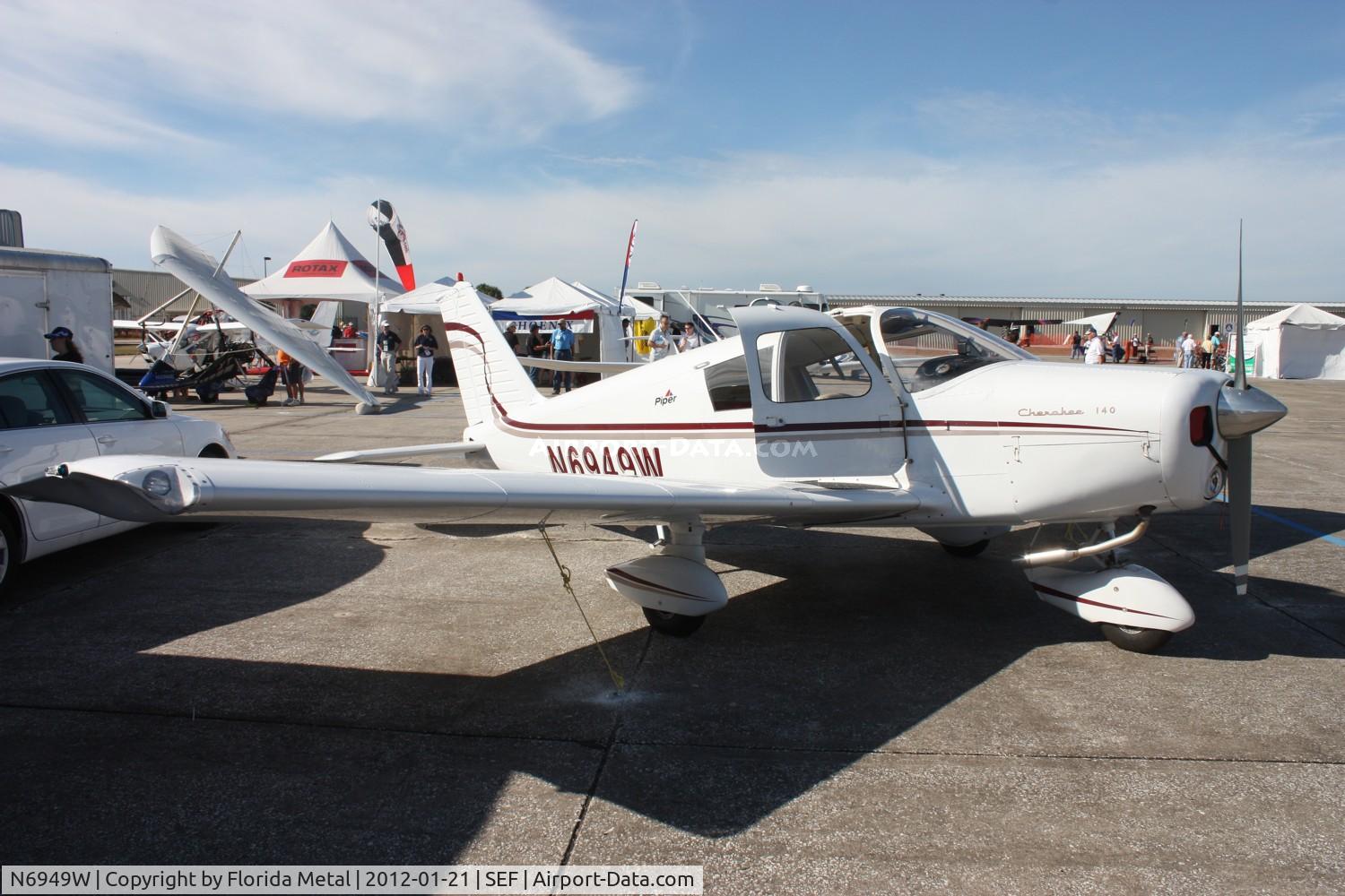 N6949W, 1965 Piper PA-28-140 C/N 28-21138, PA-28-140