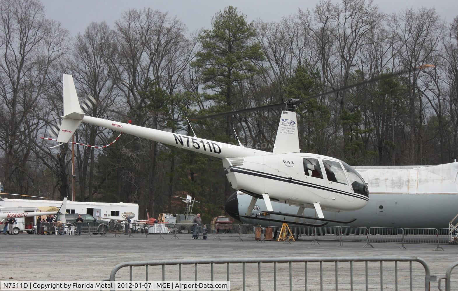 N7511D, 2002 Robinson R44 C/N 1252, Robinson R44