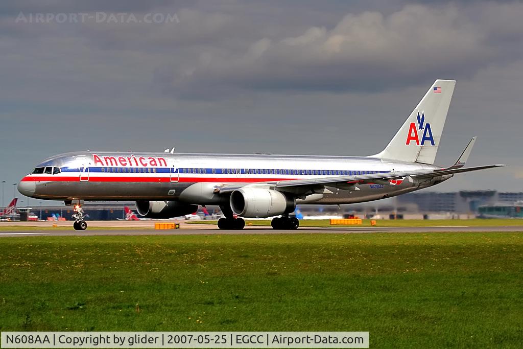 N608AA, 1996 Boeing 757-223 C/N 27446, Kitted out in natty winglets