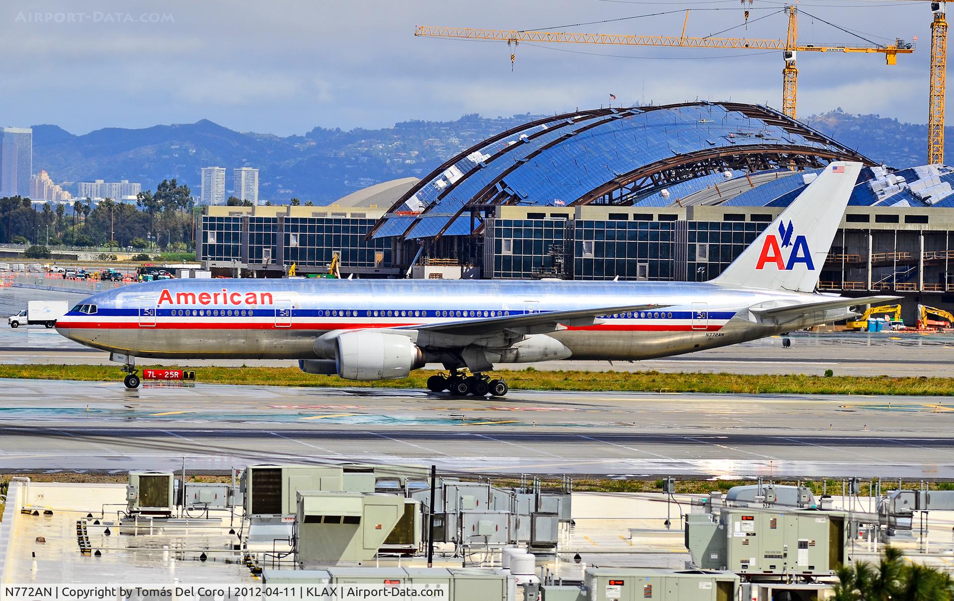 N772AN, 1999 Boeing 777-223 C/N 29580, N772AN American Airlines Boeing 777-223/ER / 7AC (cn 29580/198)

Los Angeles International Airport (IATA: LAX, ICAO: KLAX, FAA LID: LAX)
TDelCoro
April 11, 2012