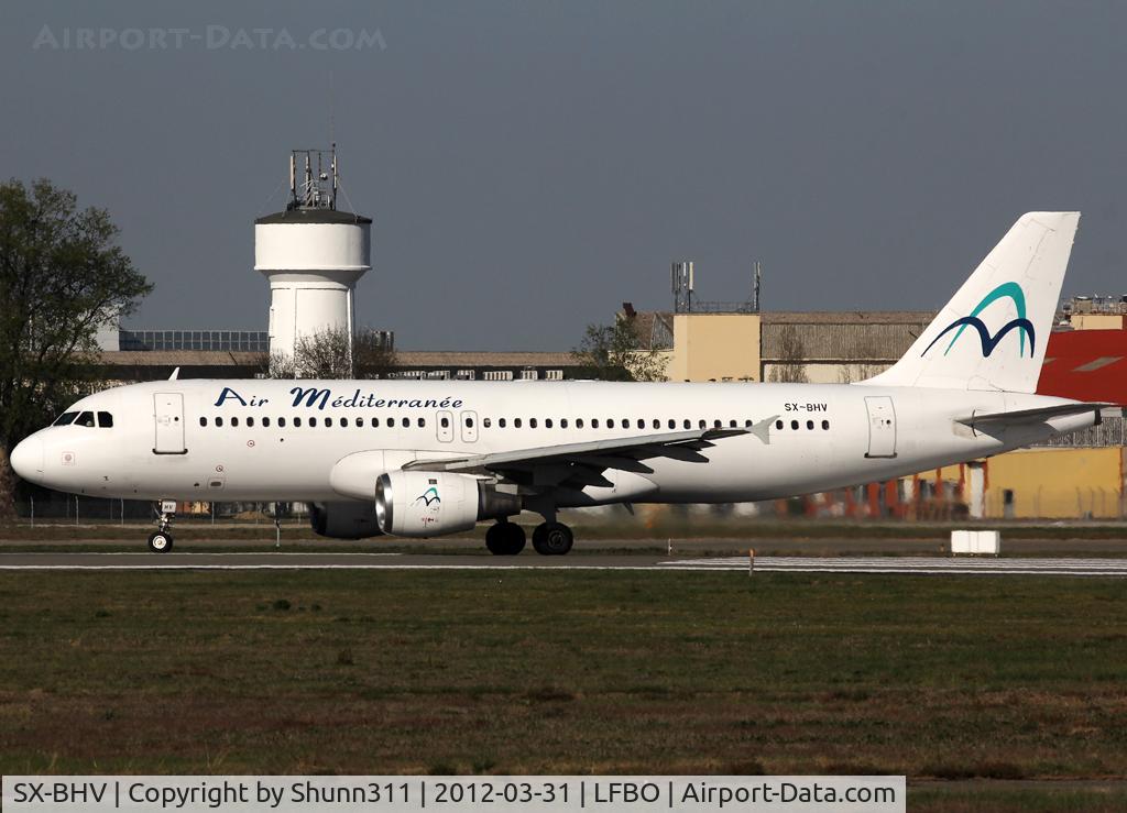 SX-BHV, 1992 Airbus A320-211 C/N 293, Ready for take off rwy 32R