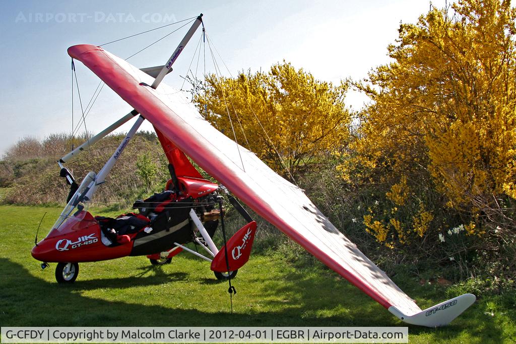 G-CFDY, P&M Aviation Quik GT450 C/N 8373, P & M Aviation Quik GT450, Breighton Airfield's 2012 April Fools Fly-In.
