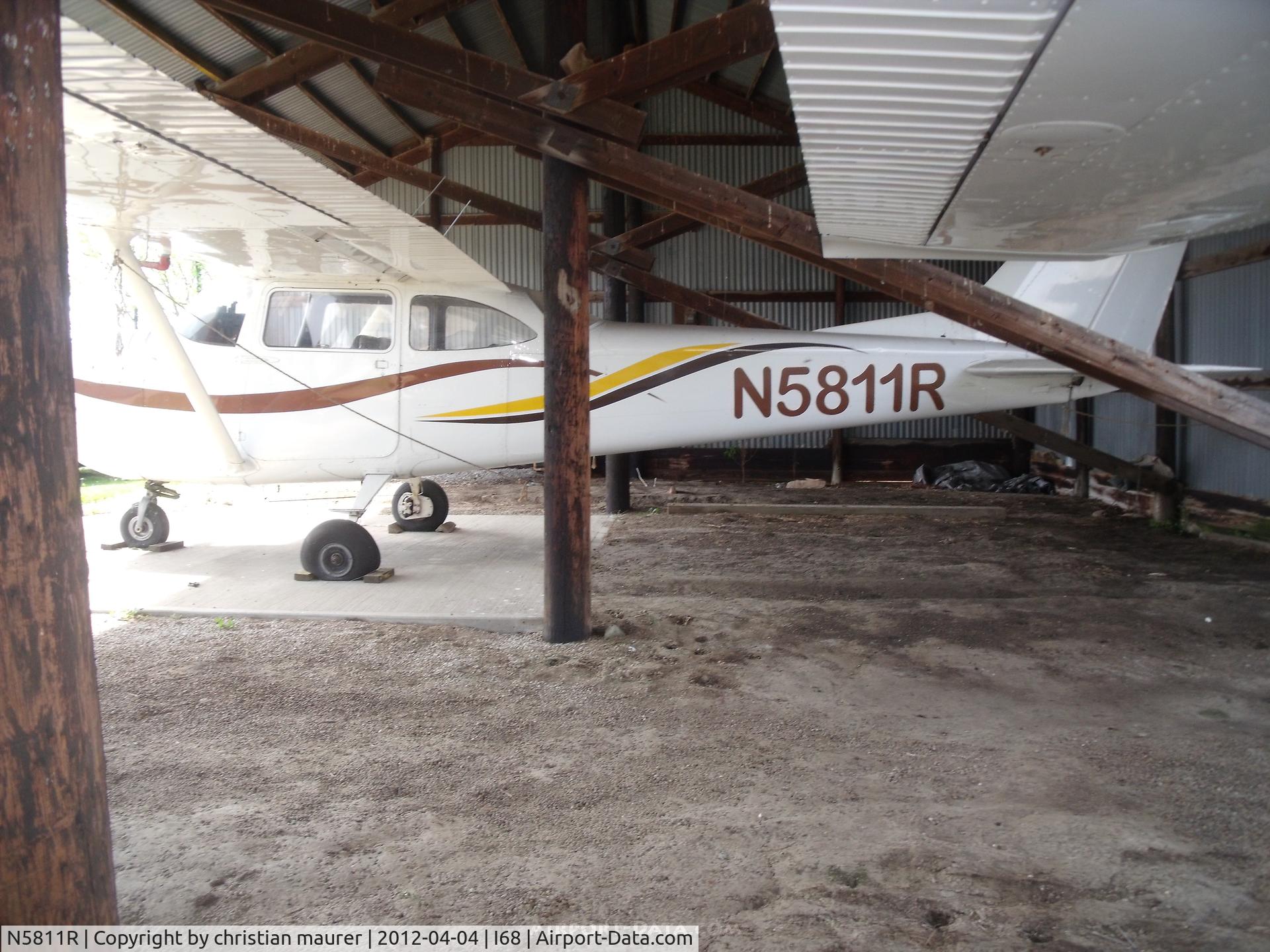 N5811R, 1965 Cessna 172G C/N 17253480, cessna 172
