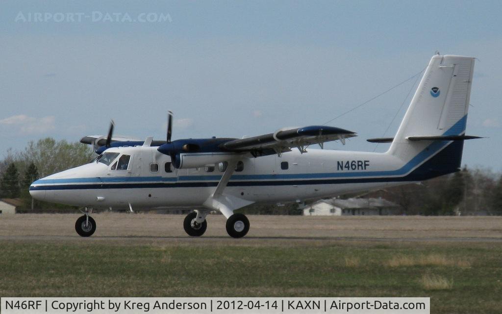 N46RF, 1985 De Havilland Canada DHC-6-300 Twin Otter C/N 824, de Havilland DHC-6-300 Twin Otter beginning its takeoff roll on runway 22.