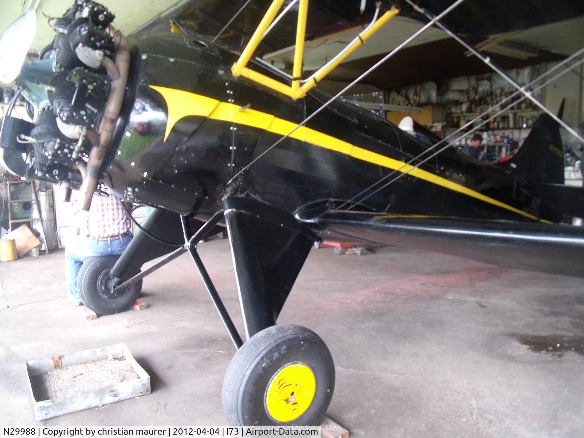 N29988, 1940 Waco UPF-7 C/N 5485, old waco