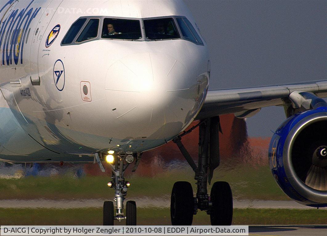 D-AICG, 1999 Airbus A320-212 C/N 0957, Close shot on taxiway A6......
