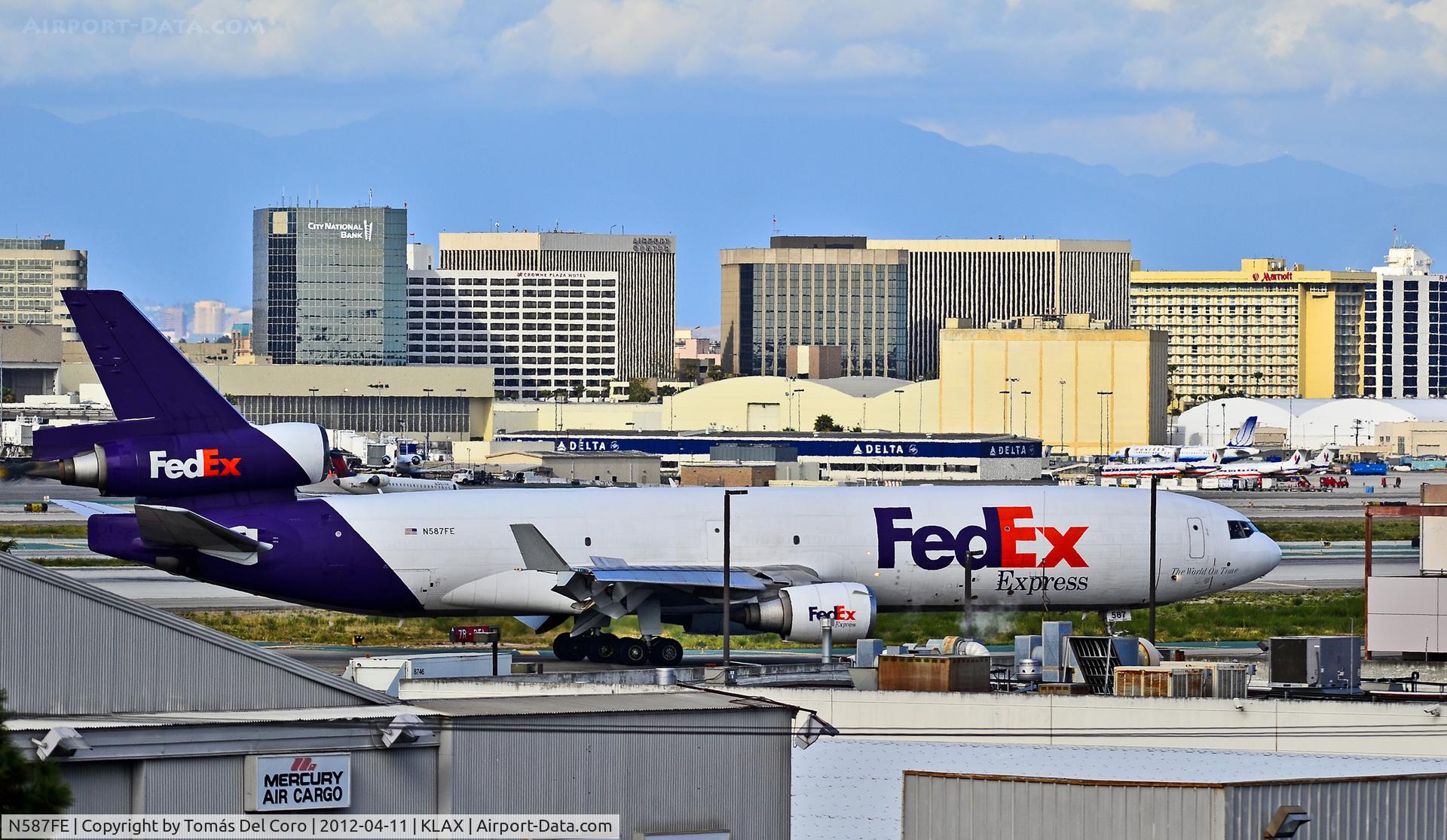 N587FE, 1992 McDonnell Douglas MD-11F C/N 48489, N587FE FedEx Express McDonnell Douglas MD-11(F) (cn 48489/492) 