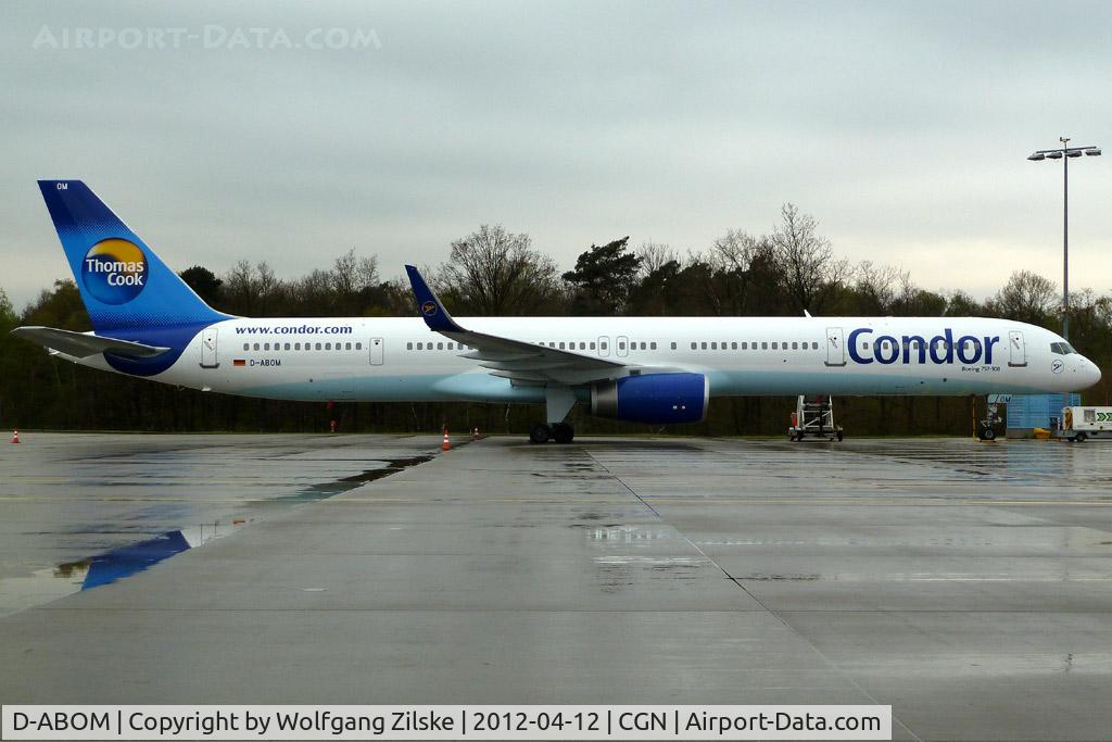 D-ABOM, 2000 Boeing 757-330 C/N 29022, visitor
