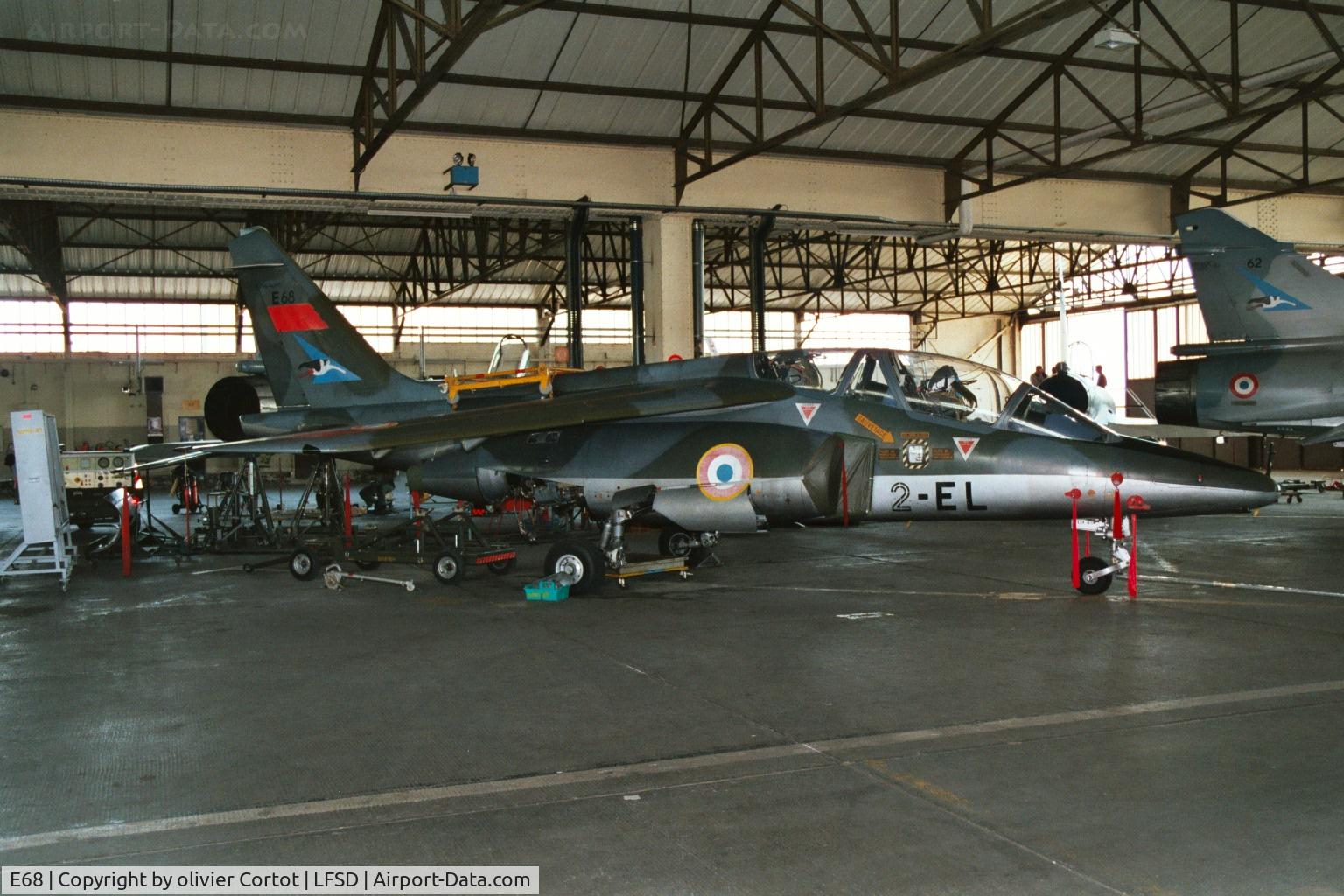 E68, Dassault-Dornier Alpha Jet E C/N E68, Dijon Longvic airbase hangar, EC 1/2 squadron, 2002.