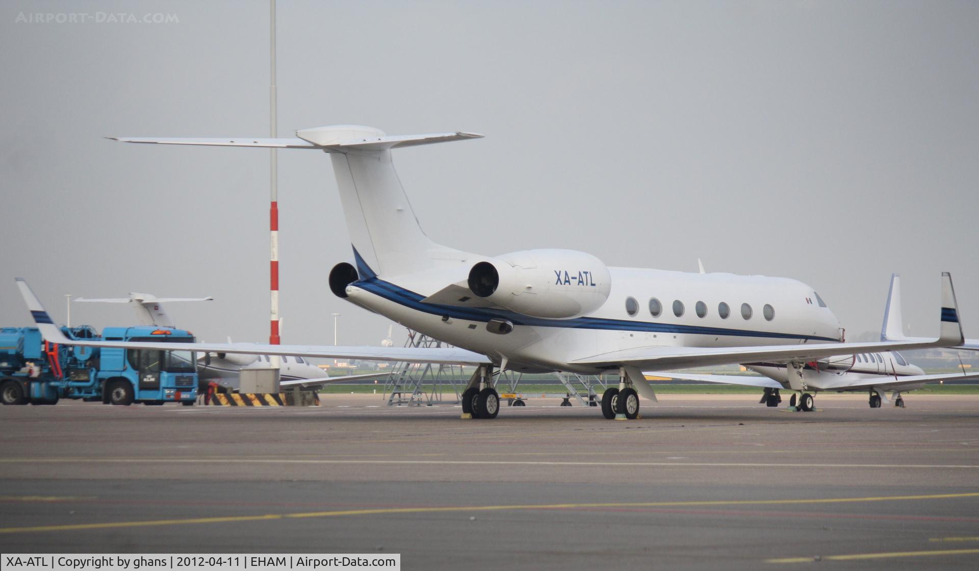 XA-ATL, Gulfstream Aerospace GV-SP (G550) C/N 5052, Parked @ East