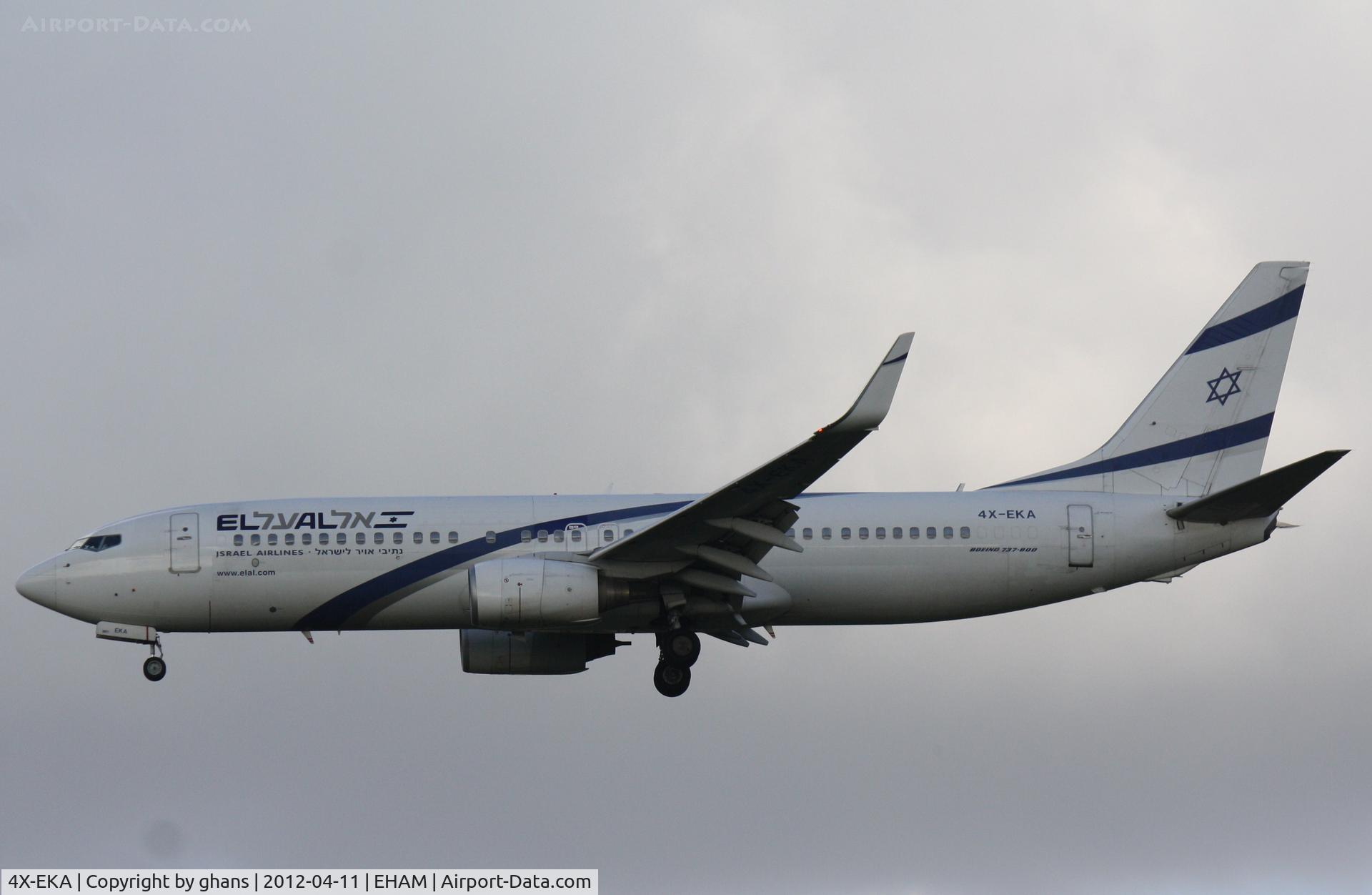 4X-EKA, 1999 Boeing 737-858 C/N 29957, Landing rw18R