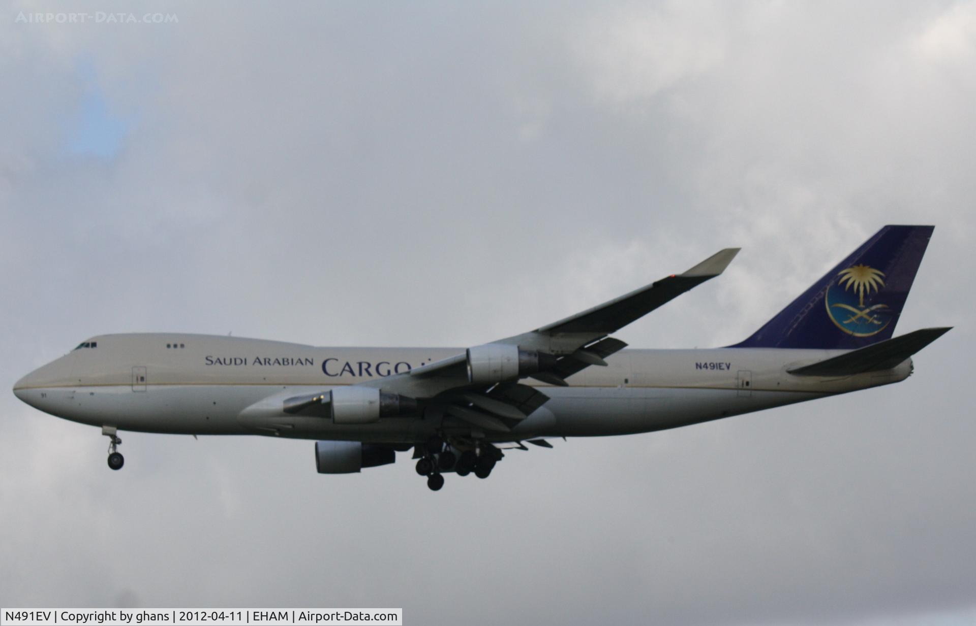 N491EV, 1994 Boeing 747-412F C/N 26561, Landing rw18R