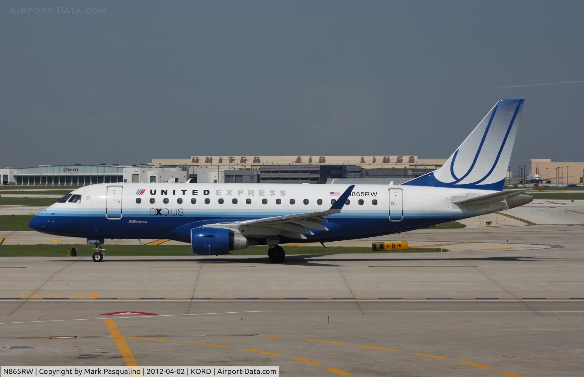 N865RW, 2006 Embraer 170SE (ERJ-170-100SE) C/N 17000122, ERJ 170-100 SE