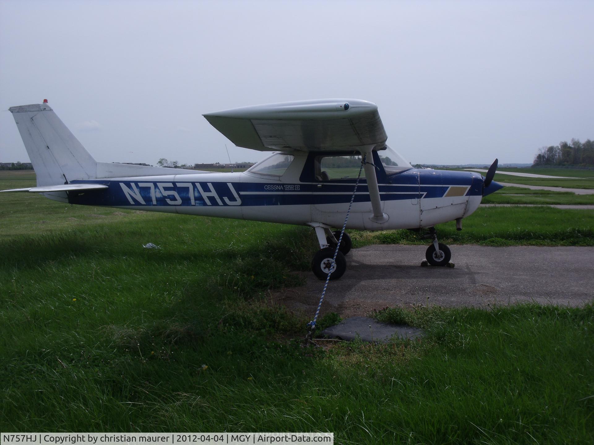 N757HJ, 1977 Cessna 152 C/N 15279750, cessna 152