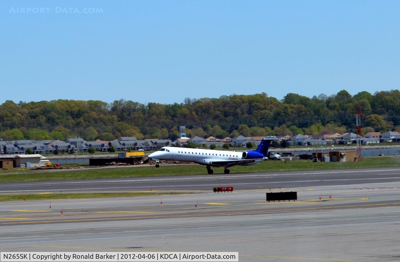 N265SK, 2000 Embraer ERJ-145LR (EMB-145LR) C/N 145226, Landing DCA