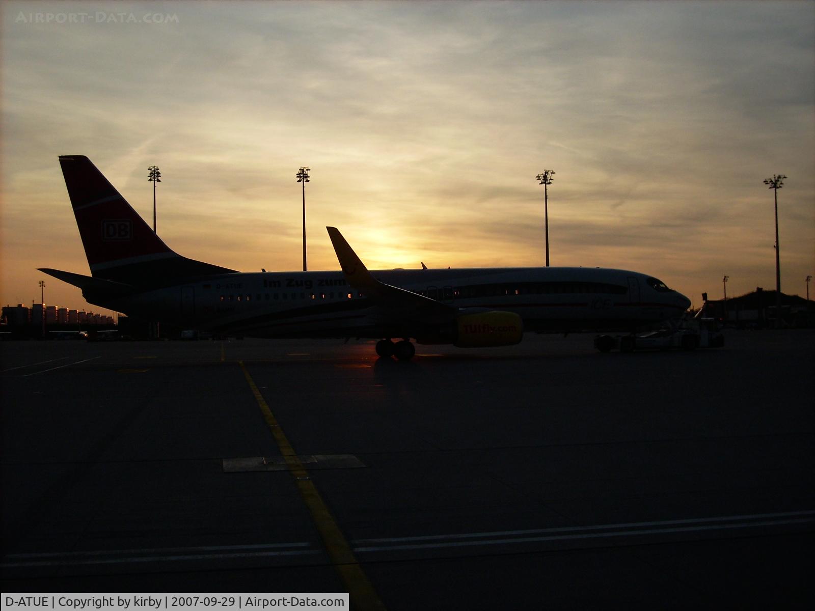 D-ATUE, 2006 Boeing 737-8K5 C/N 34686, March 2012, MUC