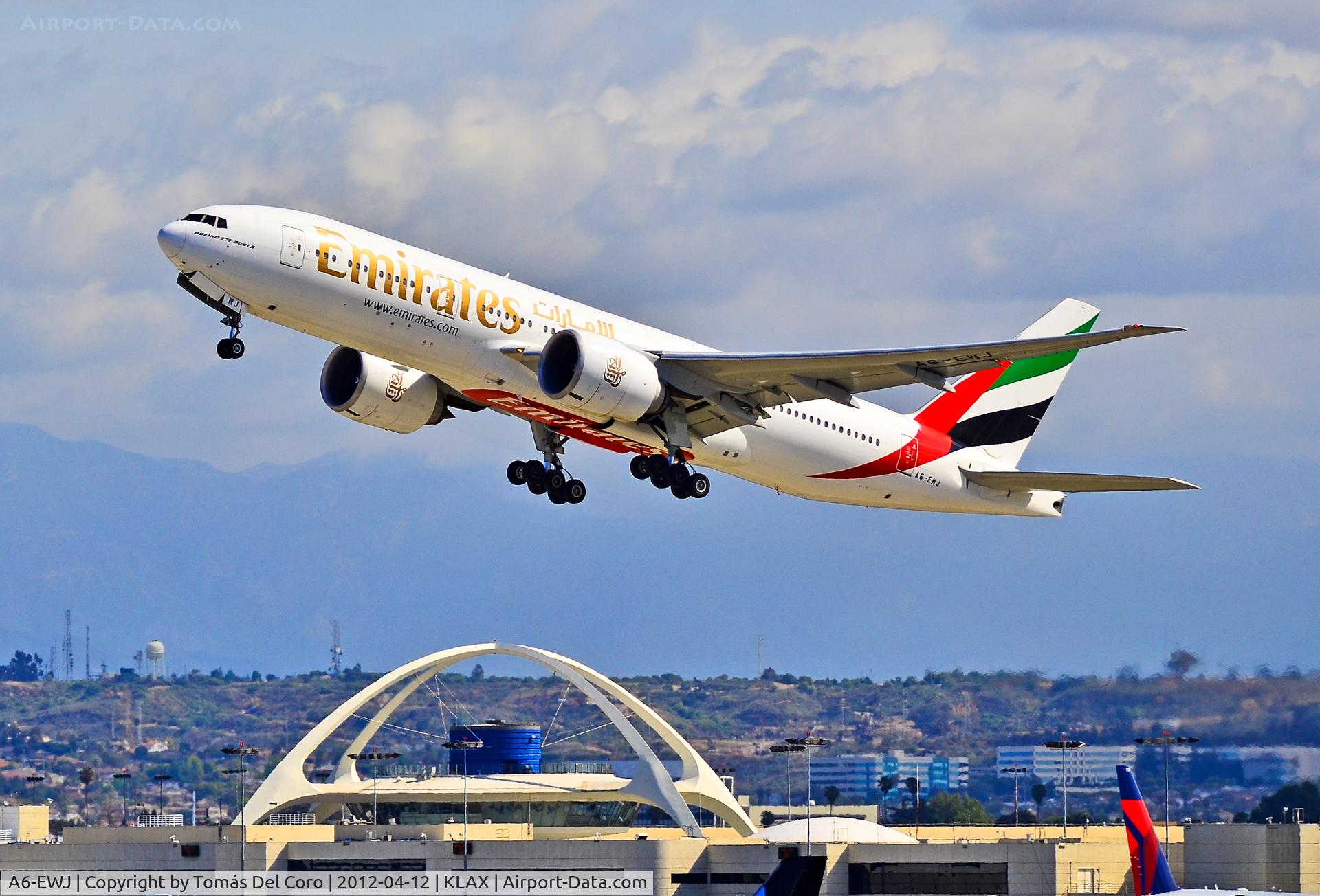 A6-EWJ, 2009 Boeing 777-21H/LR C/N 35590, A6-EWJ Emirates Boeing 777-21H/LR (cn 35590/775)

Los Angeles International Airport (IATA: LAX, ICAO: KLAX, FAA LID: LAX)
TDelCoro
April 12, 2012