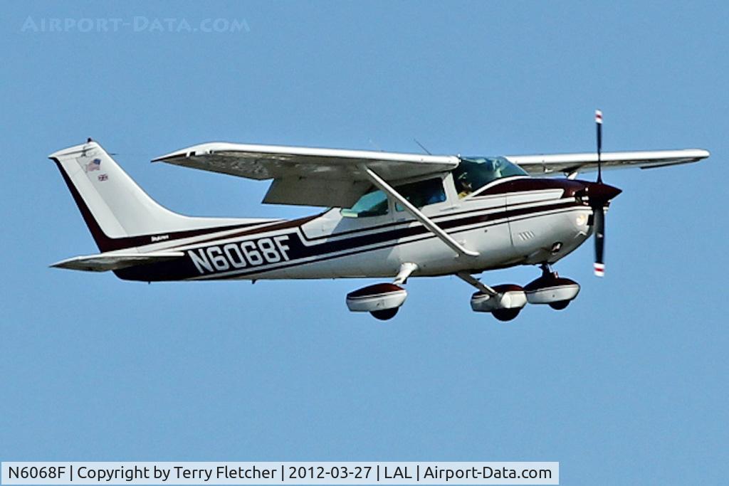 N6068F, 1975 Cessna 182P Skylane C/N 18264084, 1975 Cessna 182P, c/n: 18264084 at 2012 Sun N Fun