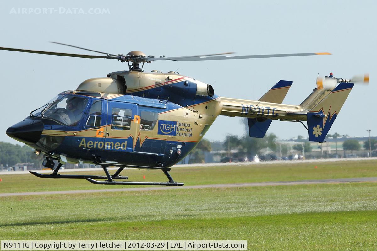 N911TG, 1993 Eurocopter-Kawasaki BK-117C-1 C/N 7506, 1993 Eurocopter Deutschland Gmbh MBB-BK 117 C-1, c/n: 7506 - Medical support at 2012 Sun N Fun