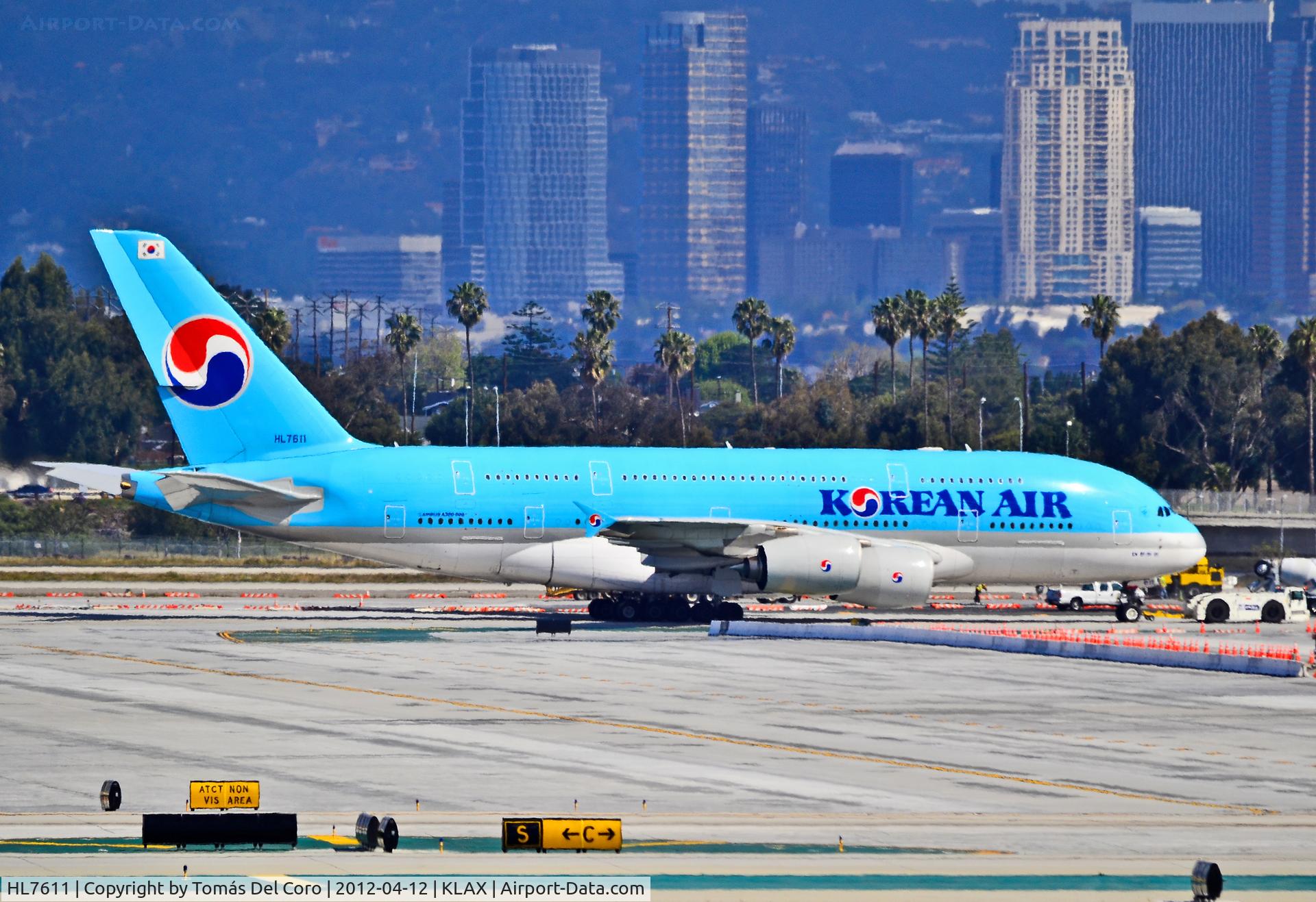 HL7611, 2010 Airbus A380-861 C/N 35, HL7611 Korean Air Airbus A380-861 (cn 035)

Los Angeles International Airport (IATA: LAX, ICAO: KLAX, FAA LID: LAX)
TDelCoro
April 12, 2012