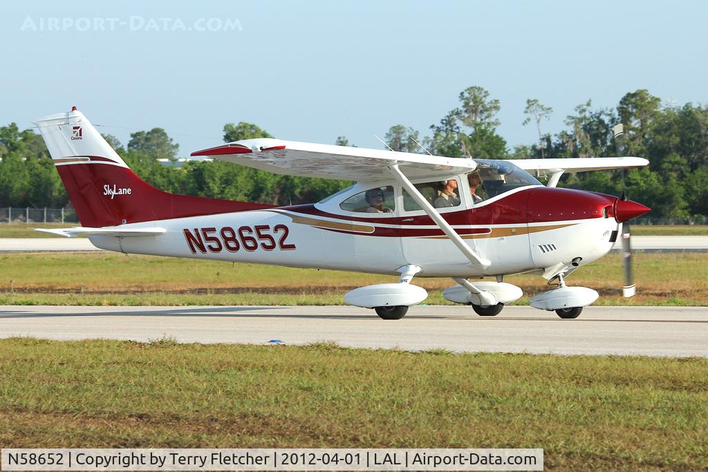 N58652, 1973 Cessna 182P Skylane C/N 18262206, 1973 Cessna 182P, c/n: 18262206 at 2012 Sun N Fun