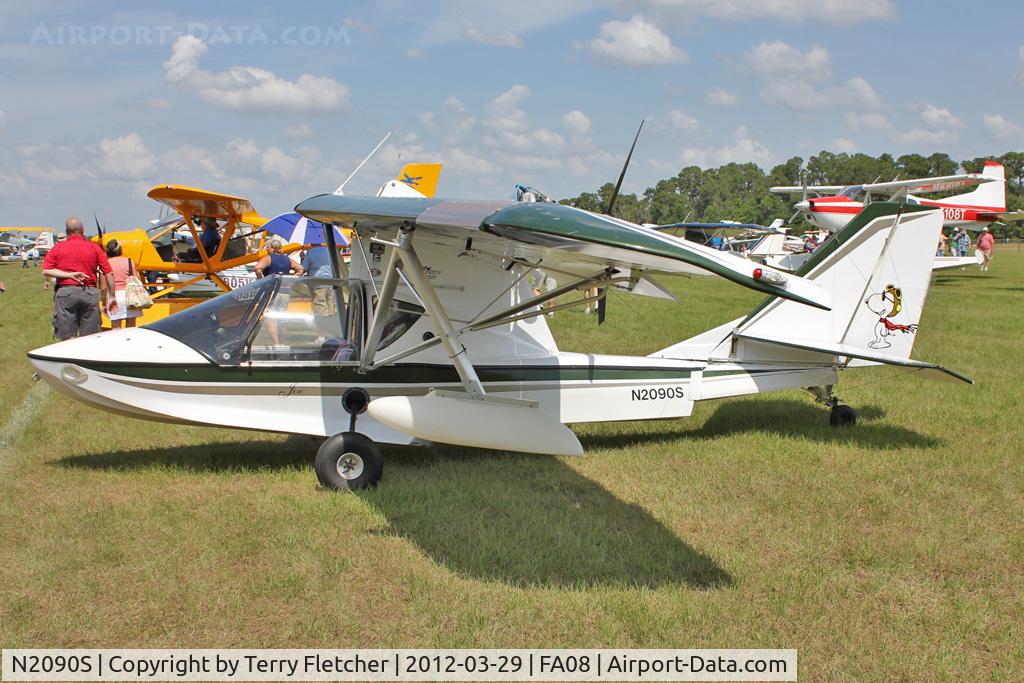 N2090S, 2004 Progressive Aerodyne Searey C/N 1MK316C, at 2012 Sun N Fun Splash-In at Lake Agnes