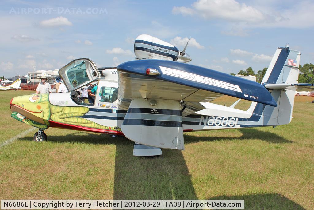 N6686L, 1970 Lake LA-4-200 Buccaneer C/N 449, at 2012 Sun N Fun Splash-In at Lake Agnes