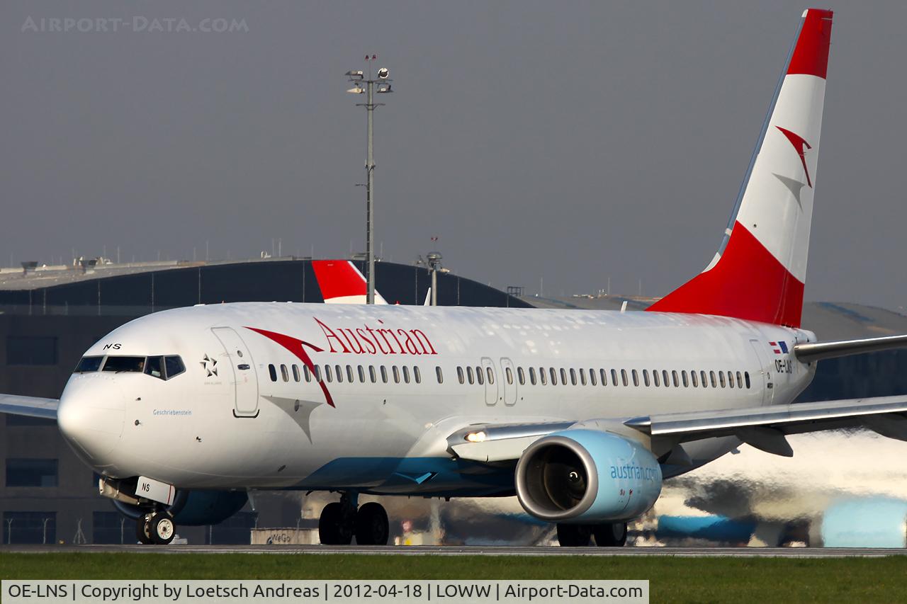 OE-LNS, 2005 Boeing 737-8Z9 C/N 34262, OS789 Vienna to Bucharest