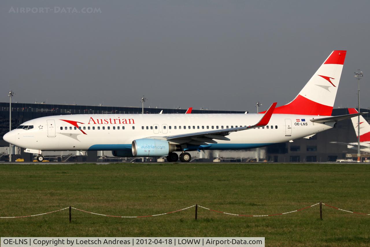 OE-LNS, 2005 Boeing 737-8Z9 C/N 34262, OS789 Vienna to Bucharest