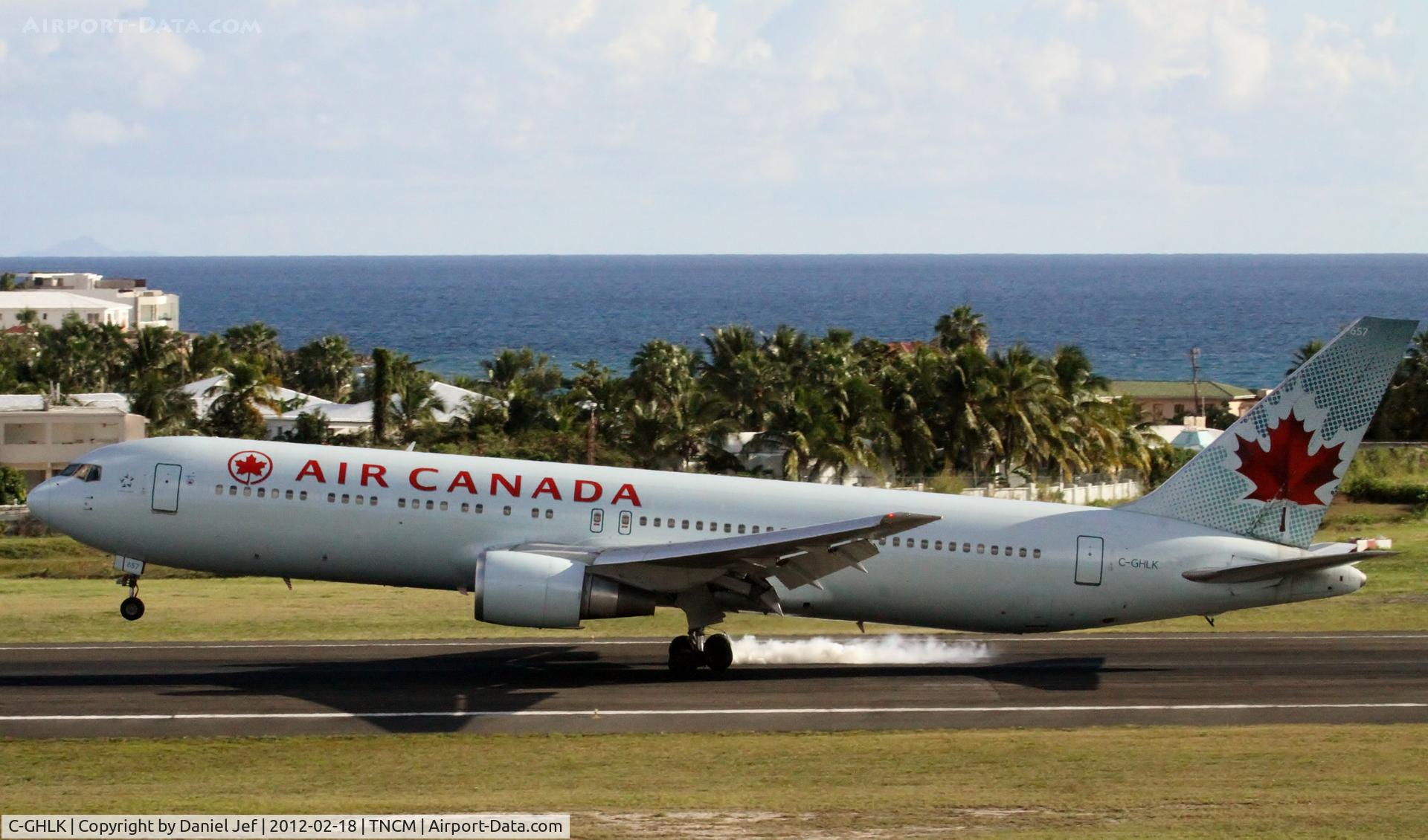 C-GHLK, 1992 Boeing 767-35H C/N 26388, C-GHLK