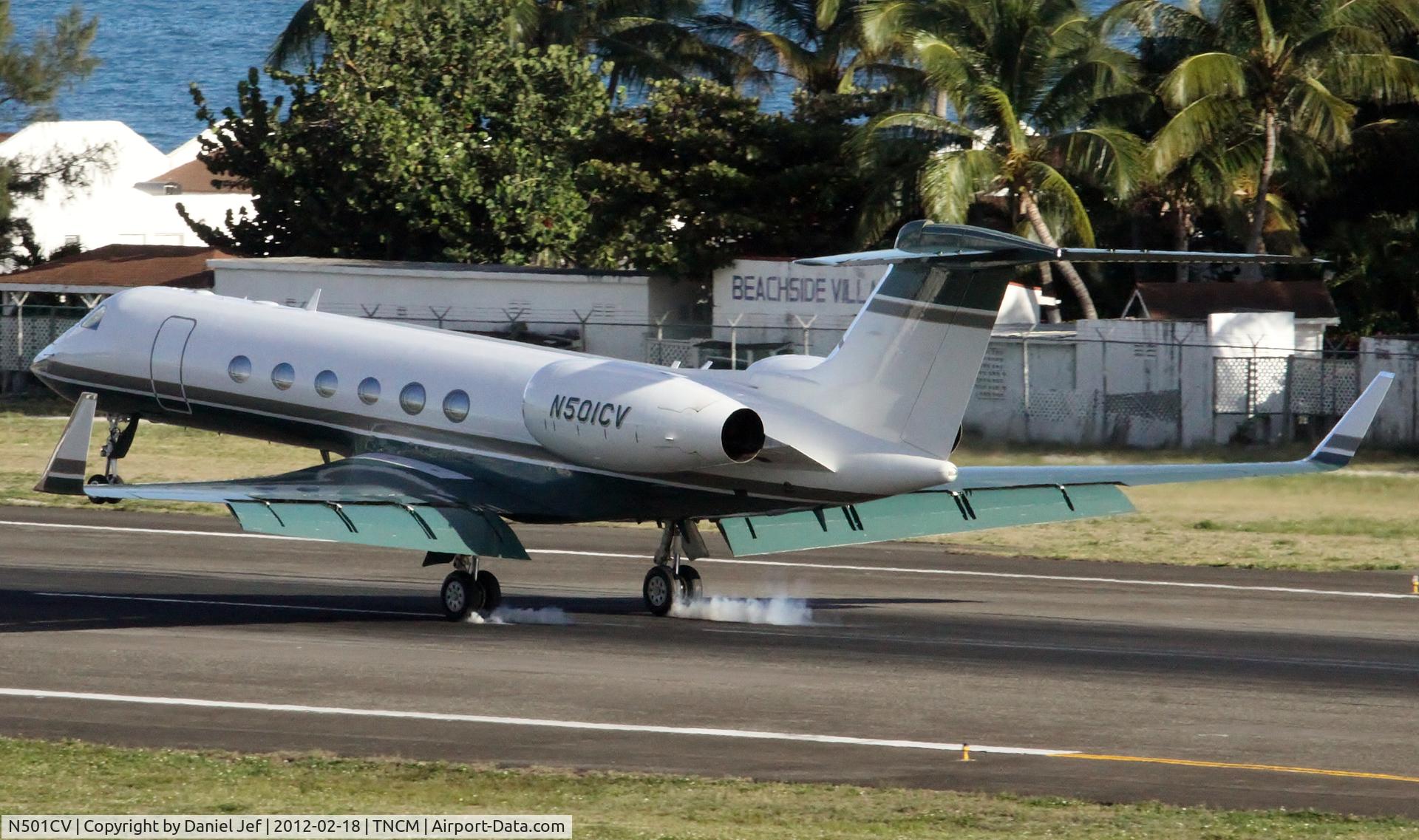 N501CV, 2001 Gulfstream Aerospace G-V C/N 639, N501CV