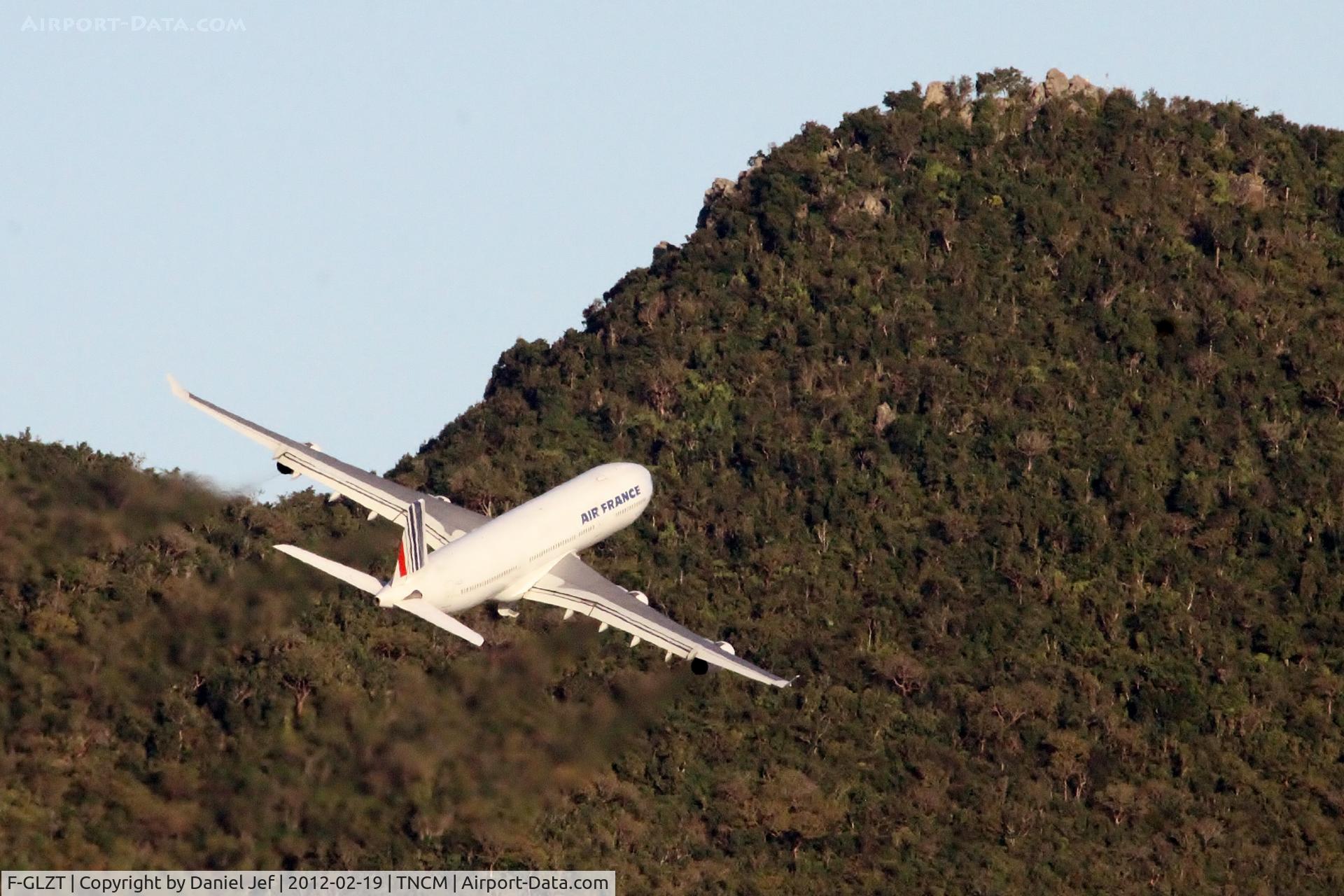 F-GLZT, 2000 Airbus A340-313X C/N 319, F-GLZT