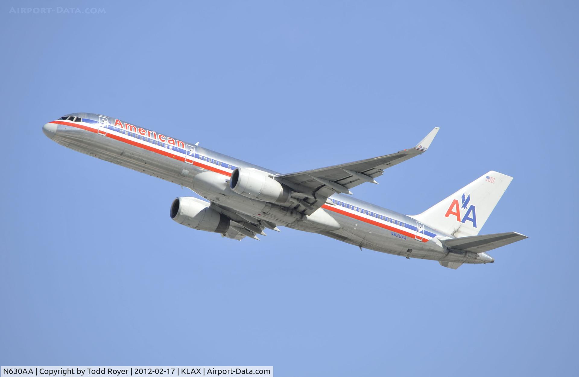 N630AA, 1990 Boeing 757-223 C/N 24588, Departing LAX on 25R