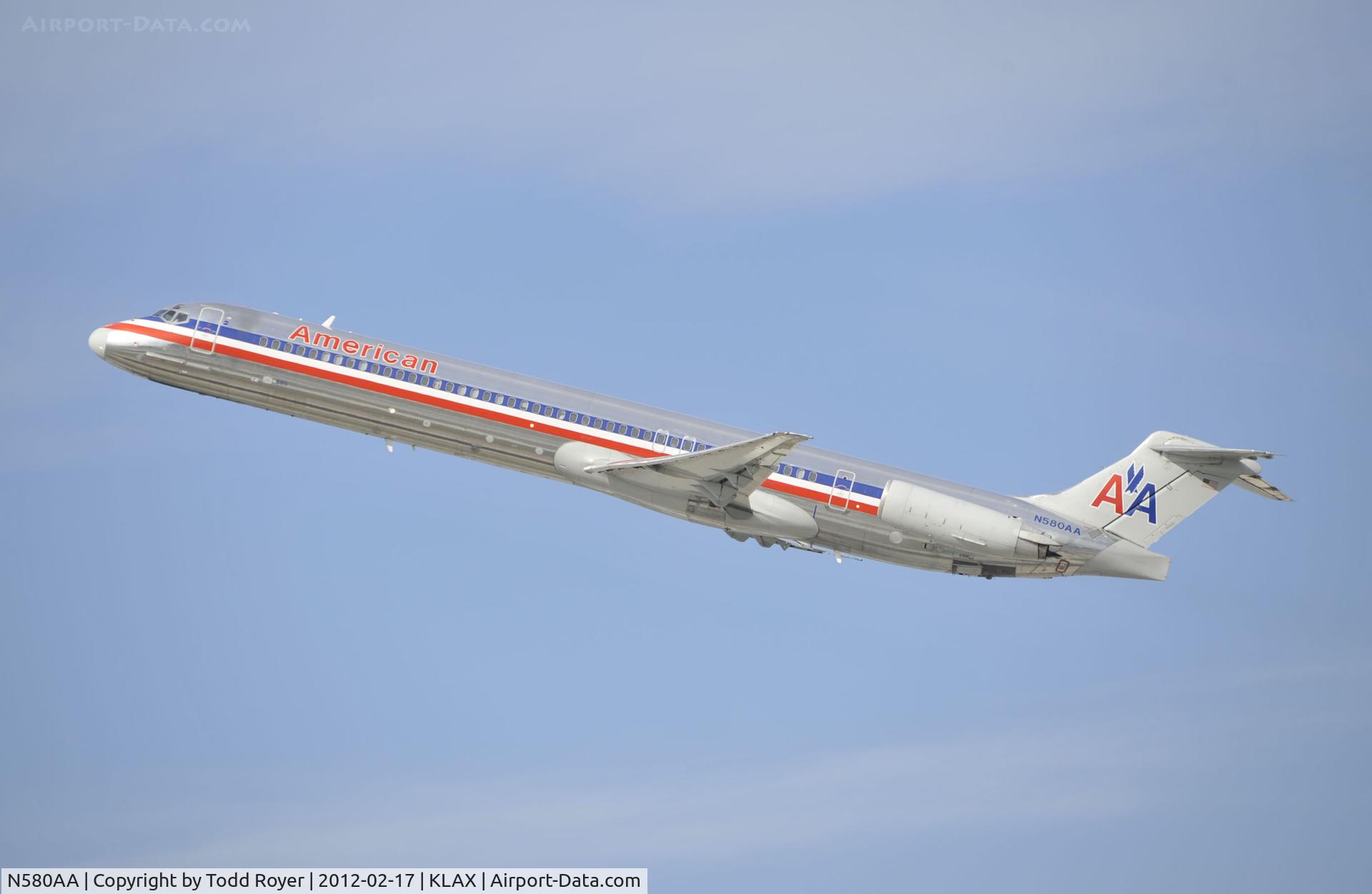 N580AA, 1991 McDonnell Douglas MD-82 (DC-9-82) C/N 53157, departing LAX on 25R