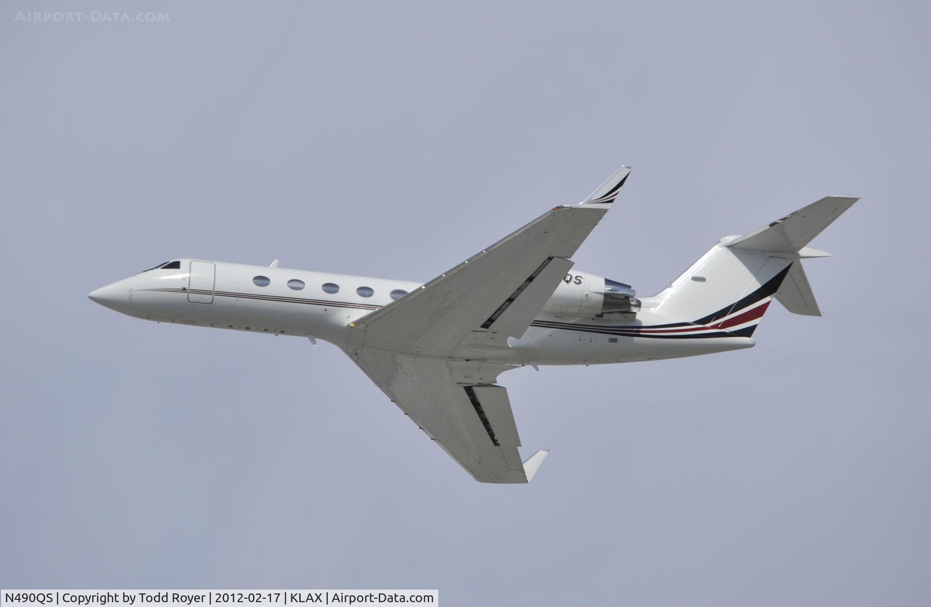 N490QS, 2002 Gulfstream Aerospace G-IV C/N 1488, Departing LAX on 25L
