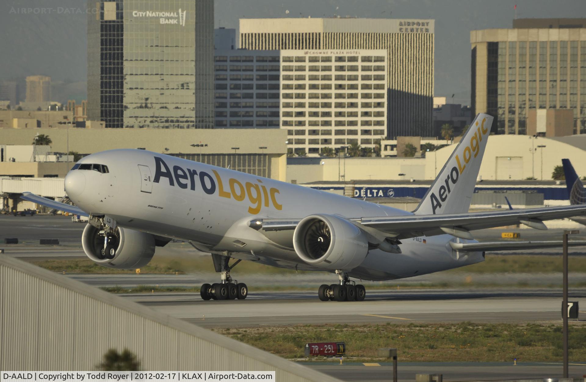 D-AALD, 2009 Boeing 777-FZN C/N 36004, Departing LAX on 25L