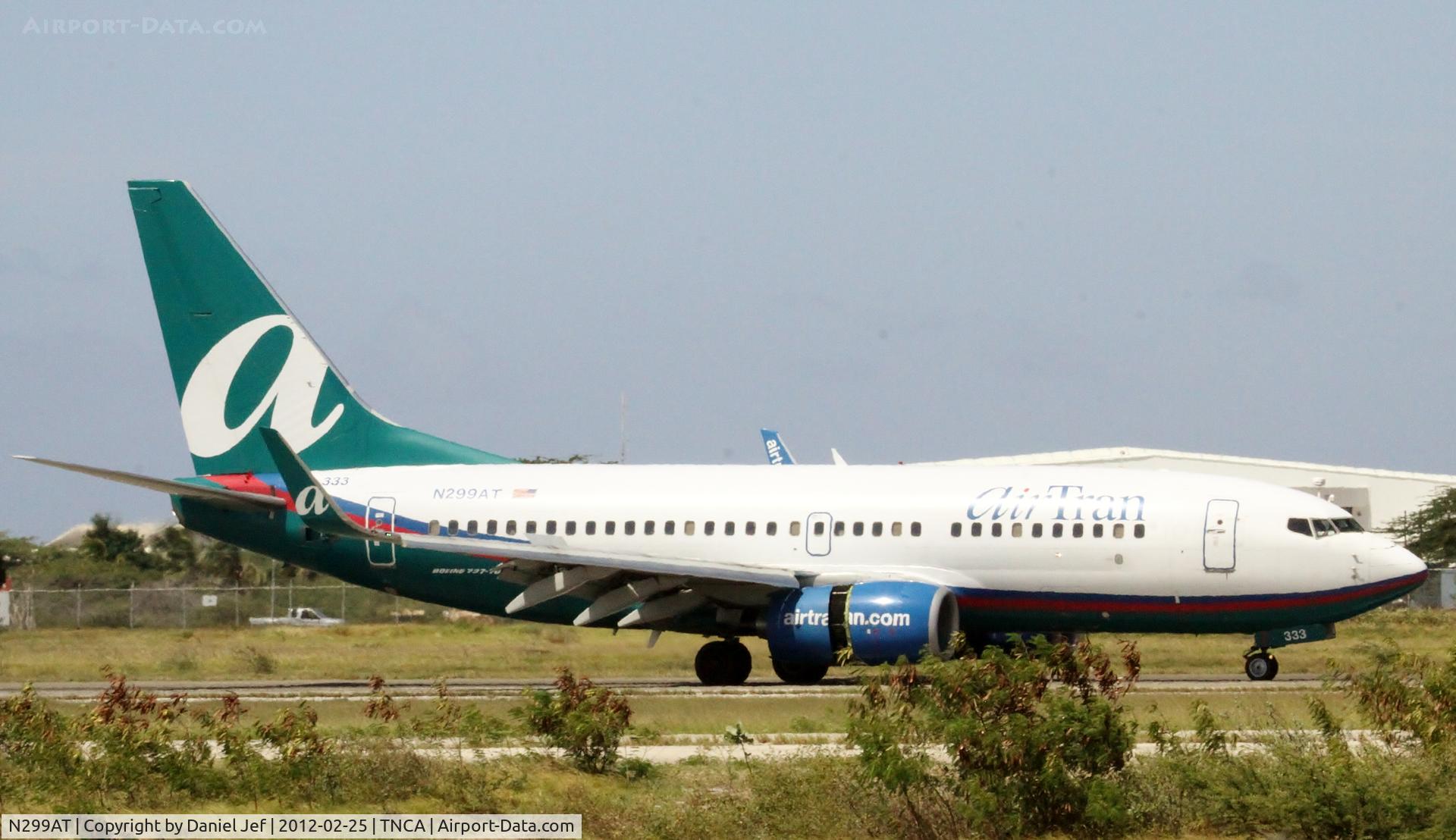 N299AT, 2006 Boeing 737-76N C/N 32678, N299AT
