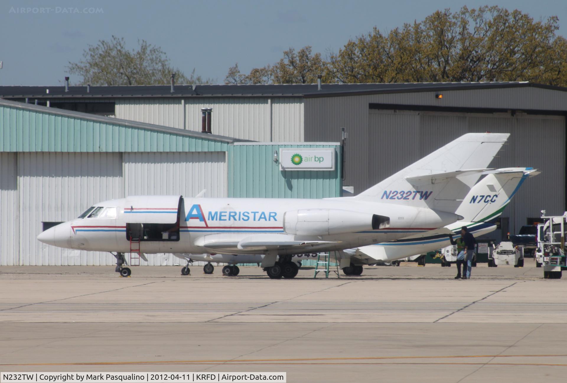 N232TW, 1966 Dassault Falcon 20C C/N 32, Falcon 20