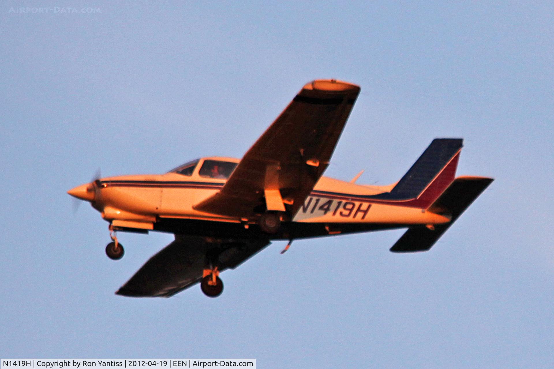 N1419H, Piper PA-28R-201T Cherokee Arrow III C/N 28R-7703025, Final on the ILS for a touch and go on runway 02, Dillant-Hopkins Airport, Keene, NH
