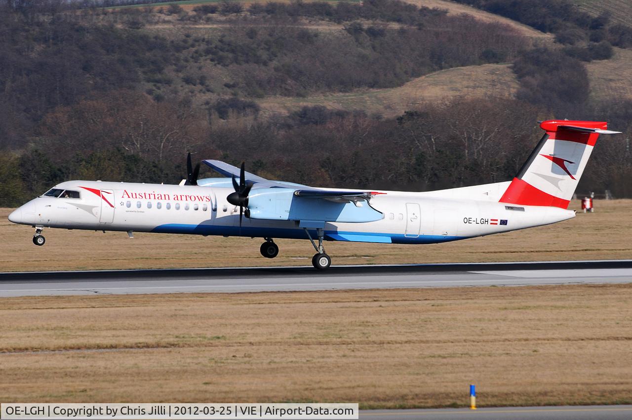 OE-LGH, 2002 De Havilland Canada DHC-8-402Q Dash 8 C/N 4075, Austrian arrows