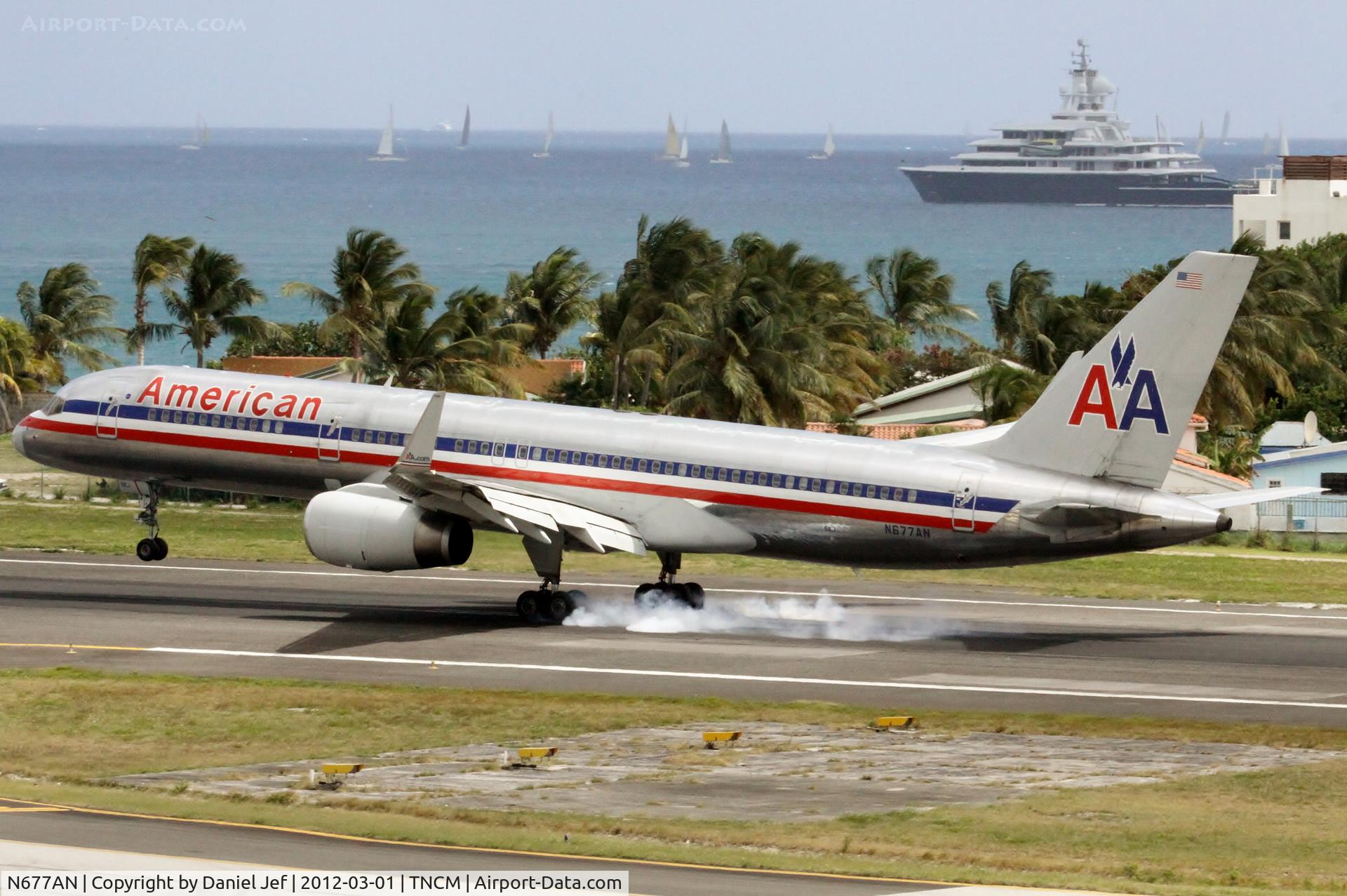 N677AN, 1998 Boeing 757-223 C/N 29427, N677AN