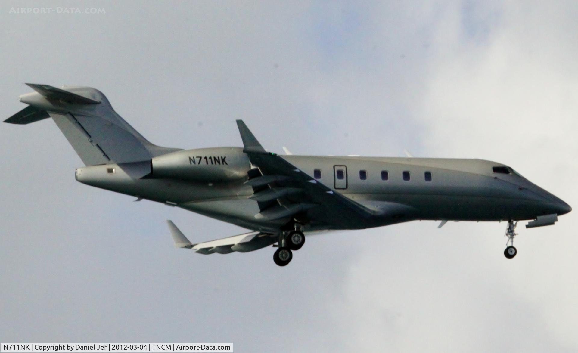 N711NK, Bombardier Challenger 300 (BD-100-1A10) C/N 20289, N711NK