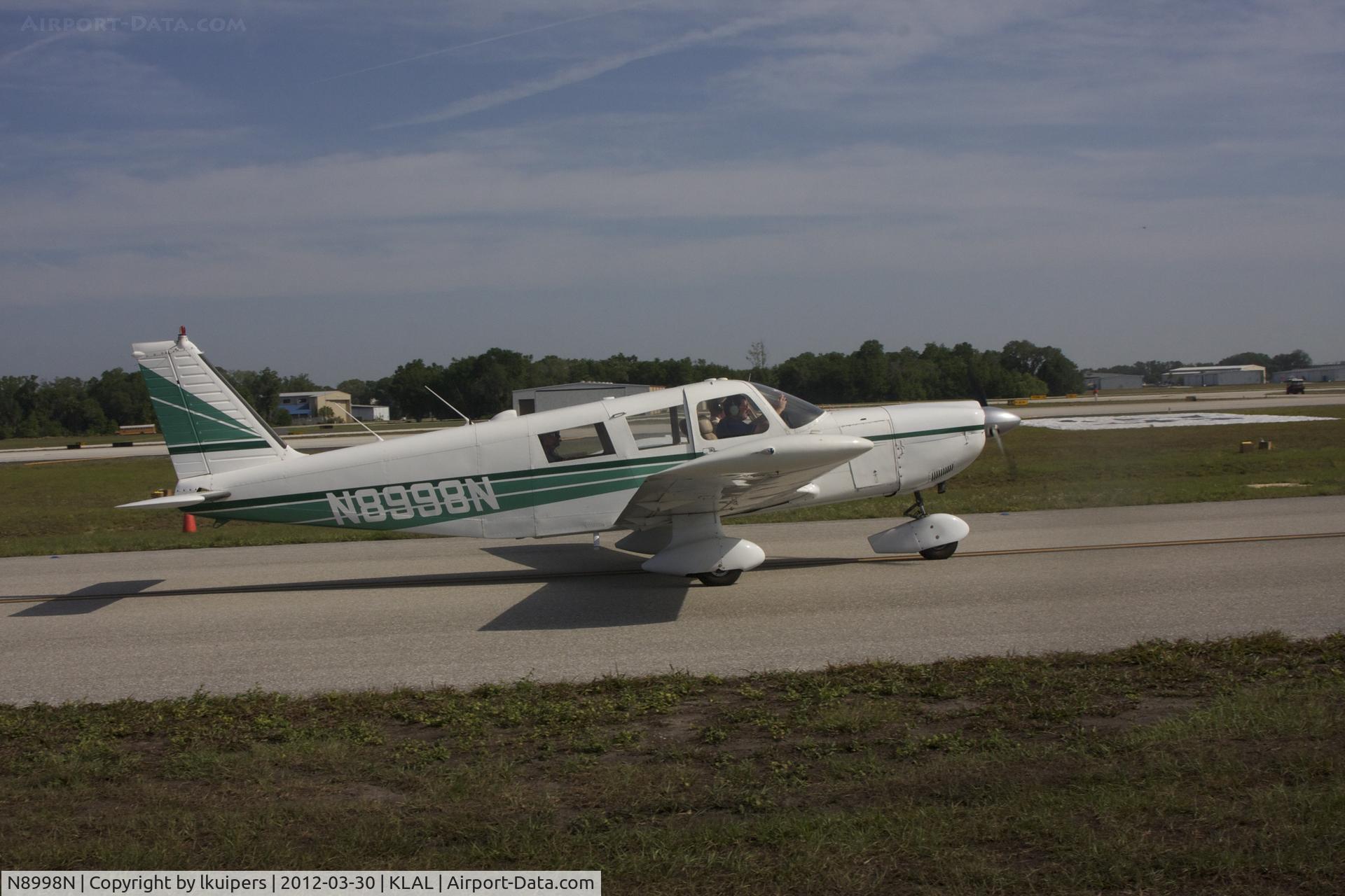 N8998N, 1969 Piper PA-32-300 Cherokee Six C/N 32-40881, At Sun 'n Fun 2012